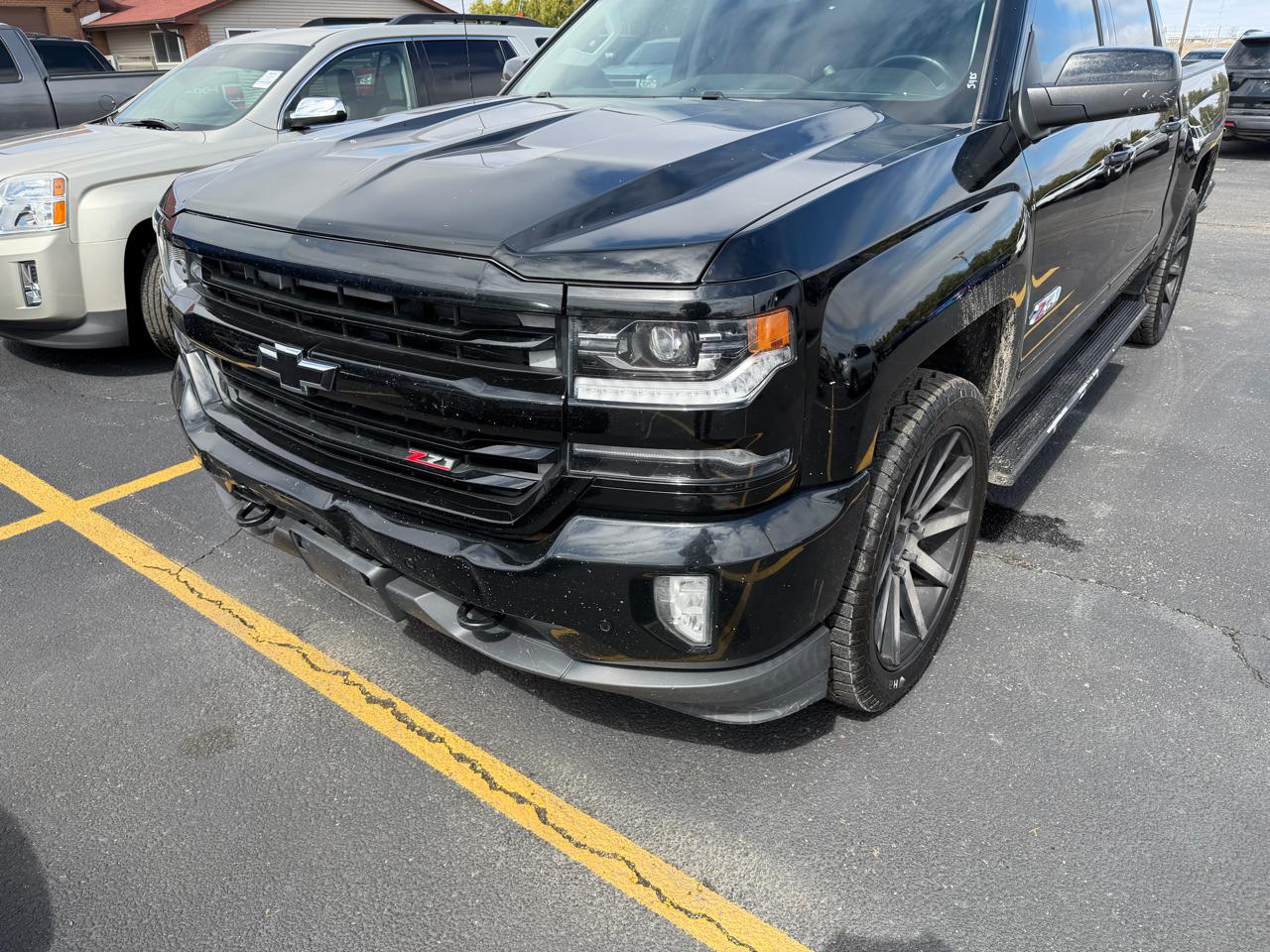 Chevrolet Silverado 1500 4WD Crew Cab 143.5" LTZ w/2LZ 2017