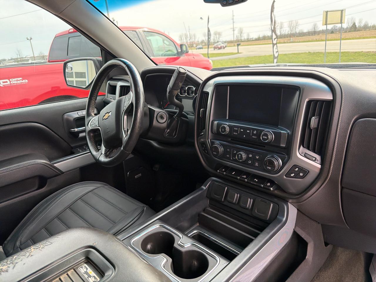 Chevrolet Silverado 1500 4WD Crew Cab 143.5" LTZ w/2LZ 2017