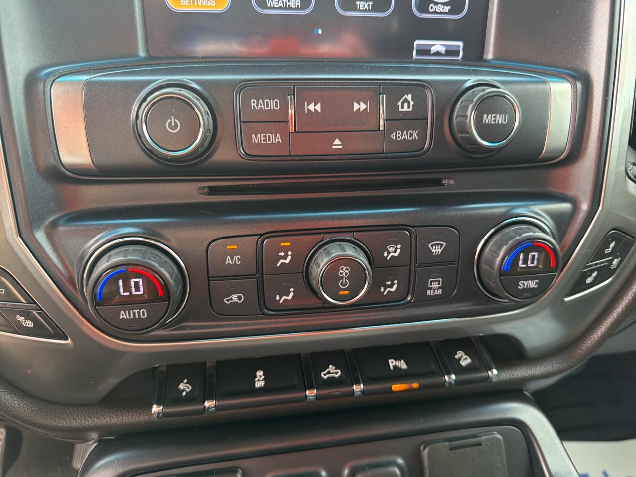 Chevrolet Silverado 1500 4WD Crew Cab 143.5" LTZ w/2LZ 2017