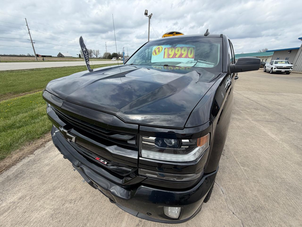 Chevrolet Silverado 1500 4WD Crew Cab 143.5" LTZ w/2LZ 2017