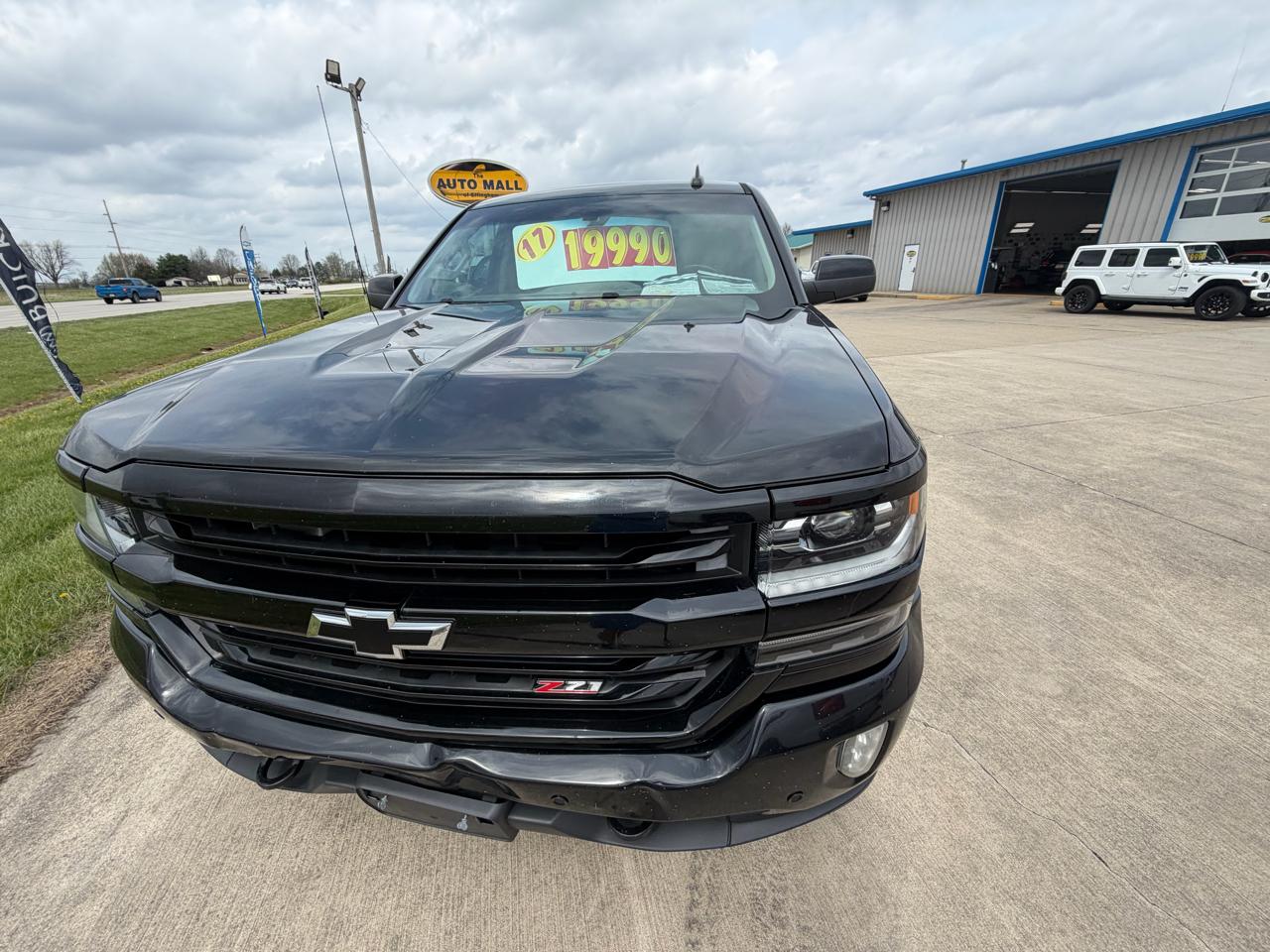 Chevrolet Silverado 1500 4WD Crew Cab 143.5" LTZ w/2LZ 2017