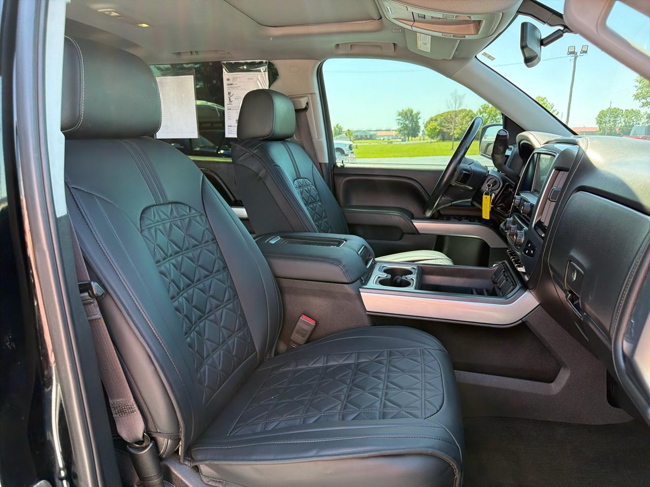 Chevrolet Silverado 1500 4WD Crew Cab 143.5" LTZ w/2LZ 2017