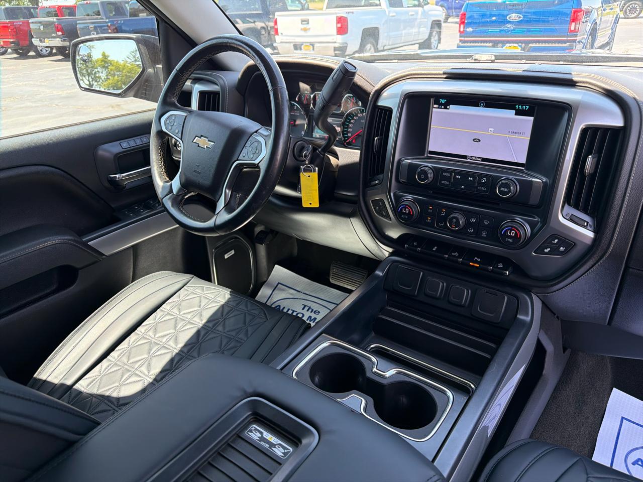 Chevrolet Silverado 1500 4WD Crew Cab 143.5" LTZ w/2LZ 2017