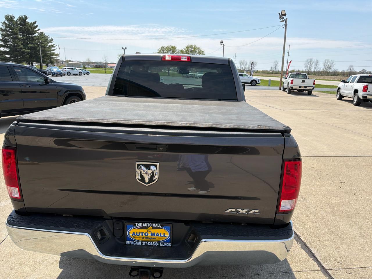 RAM 1500 4WD Crew Cab 140.5" Tradesman 2016