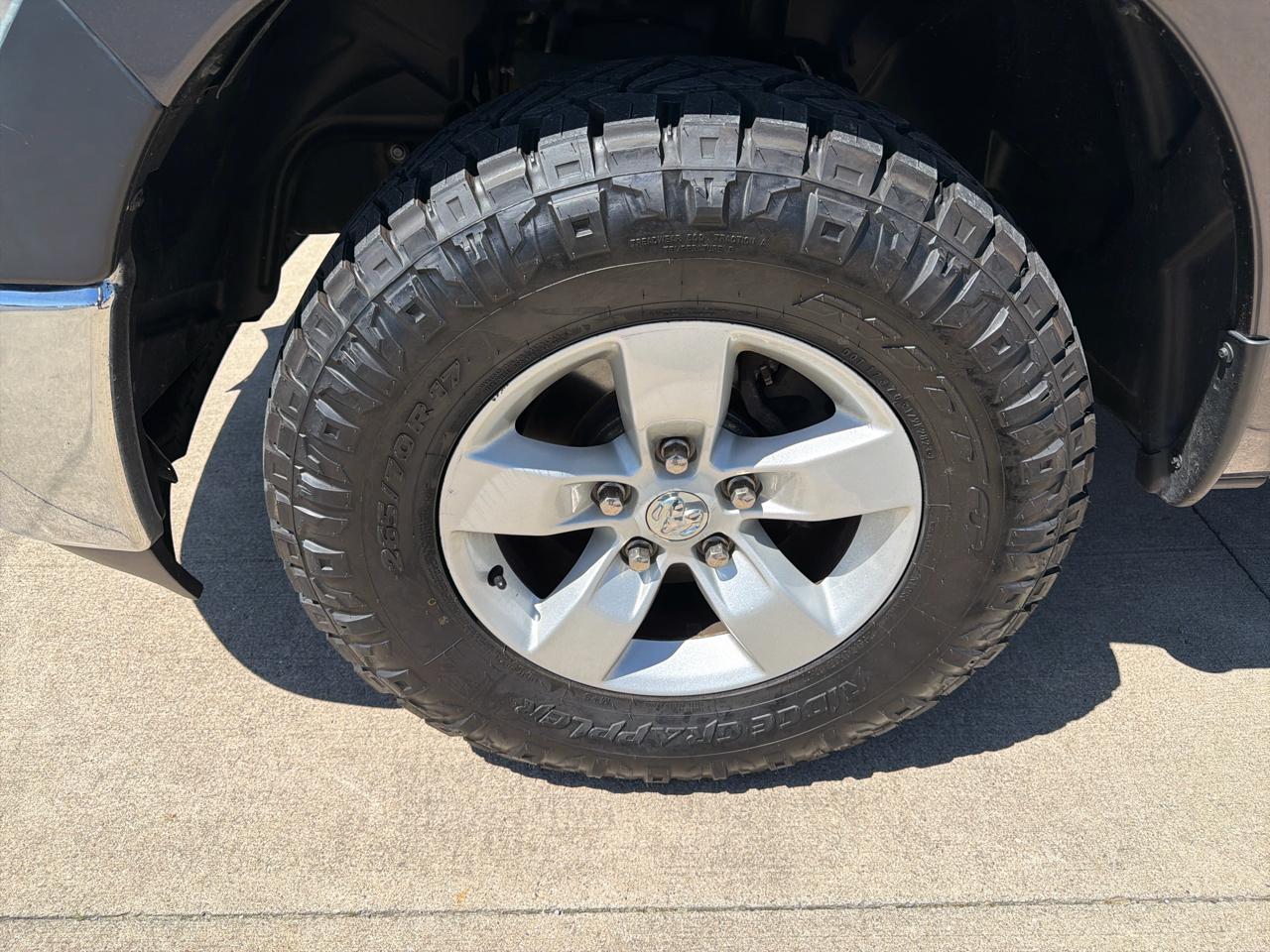 RAM 1500 4WD Crew Cab 140.5" Tradesman 2016