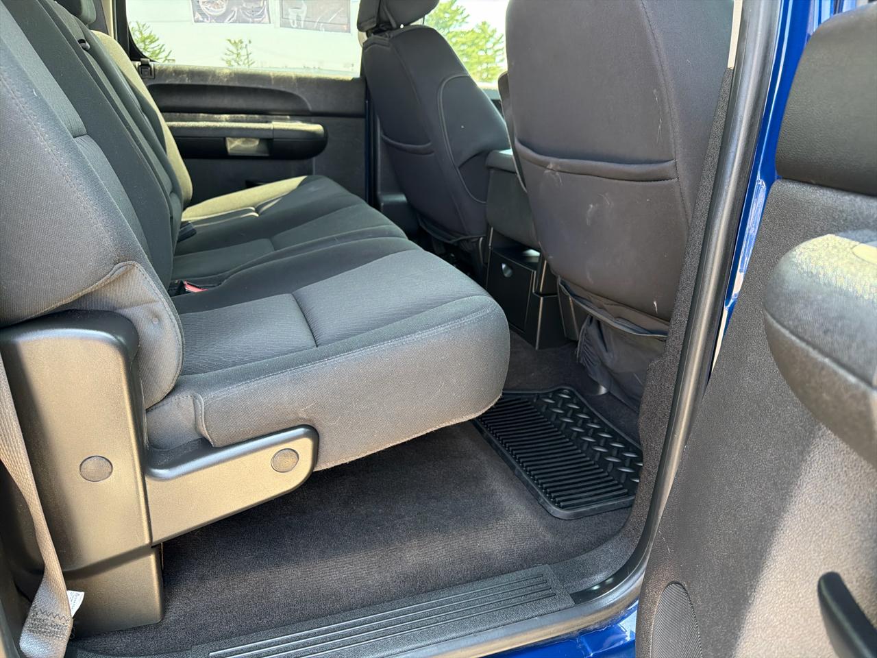 Chevrolet Silverado 1500 4WD Crew Cab 143.5" LT 2012