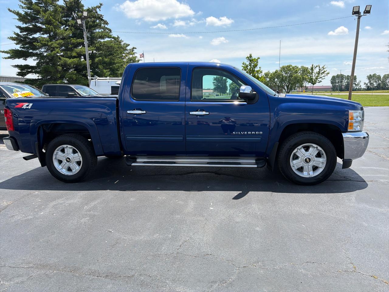 Chevrolet Silverado 1500 4WD Crew Cab 143.5" LT 2012