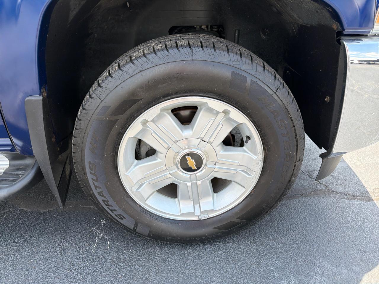 Chevrolet Silverado 1500 4WD Crew Cab 143.5" LT 2012
