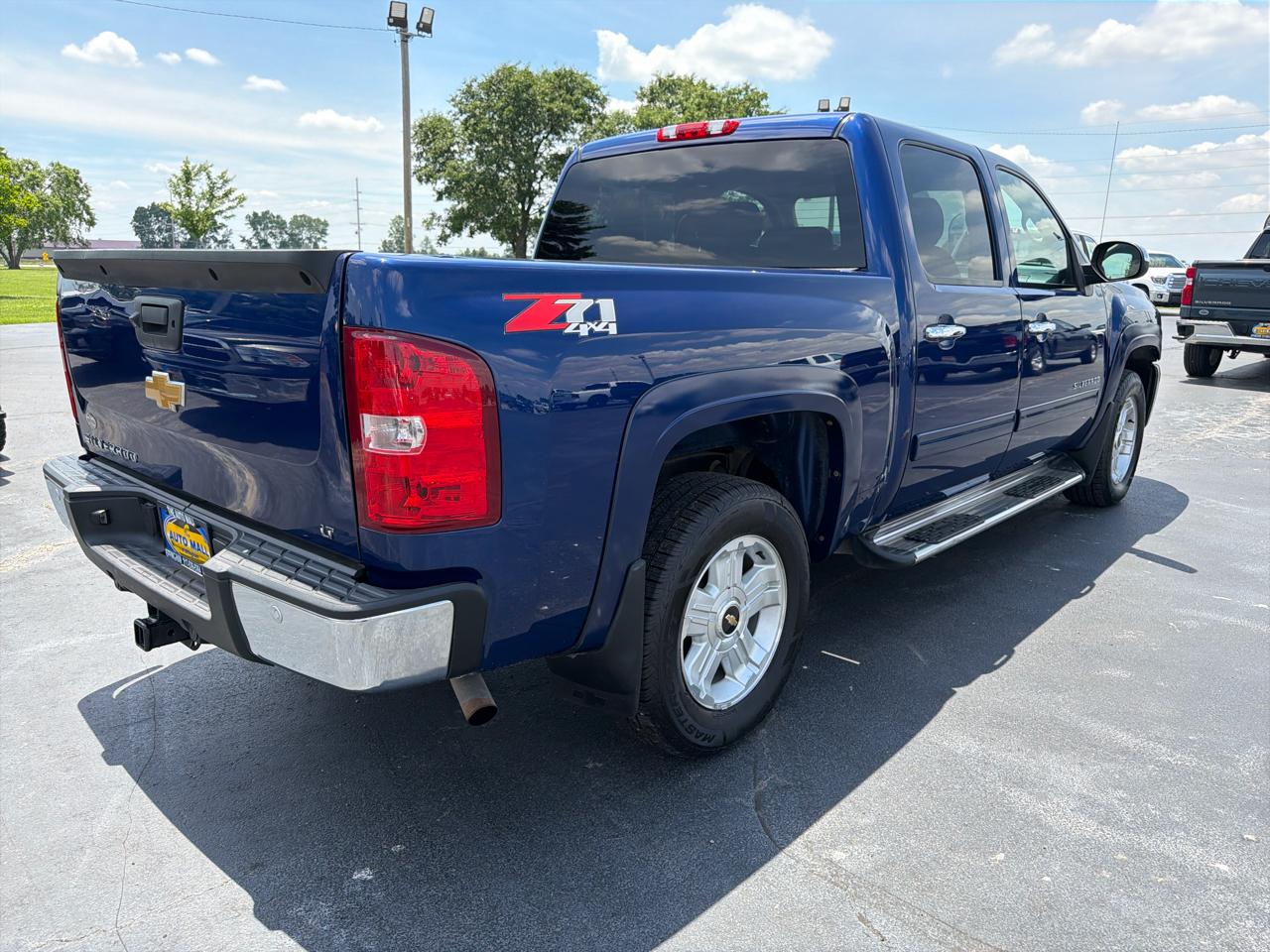 Chevrolet Silverado 1500 4WD Crew Cab 143.5" LT 2012