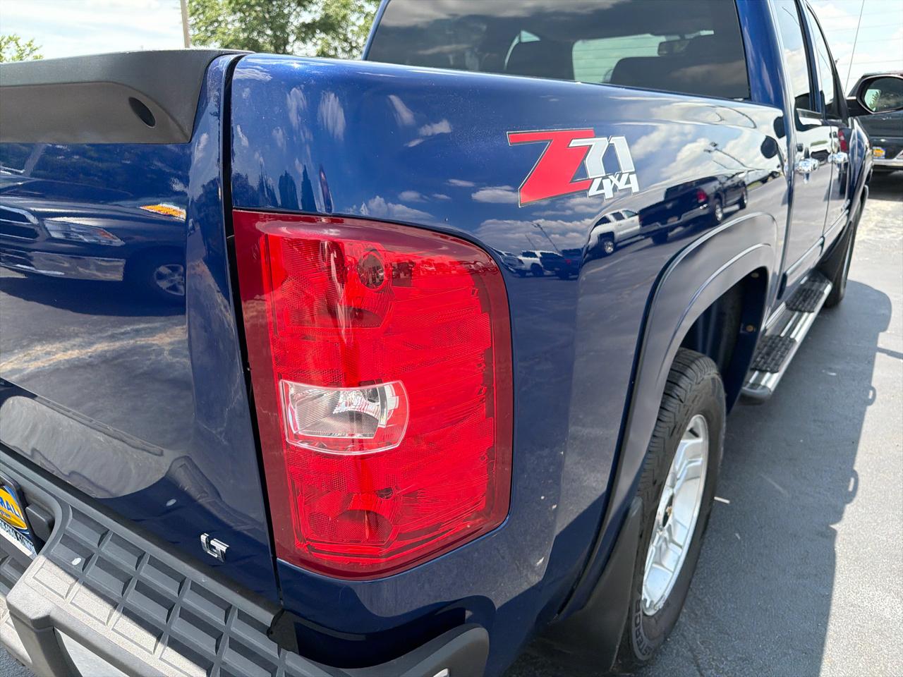 Chevrolet Silverado 1500 4WD Crew Cab 143.5" LT 2012