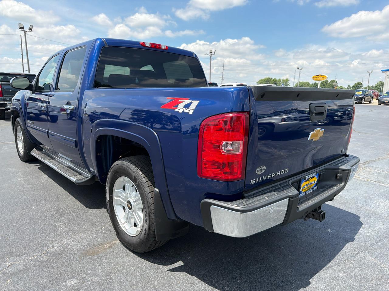 Chevrolet Silverado 1500 4WD Crew Cab 143.5" LT 2012