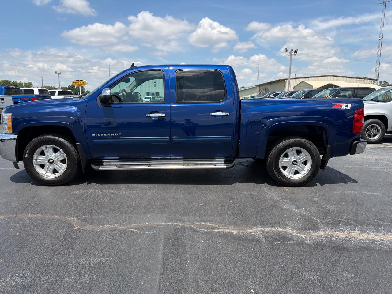 Chevrolet Silverado 1500 4WD Crew Cab 143.5" LT 2012