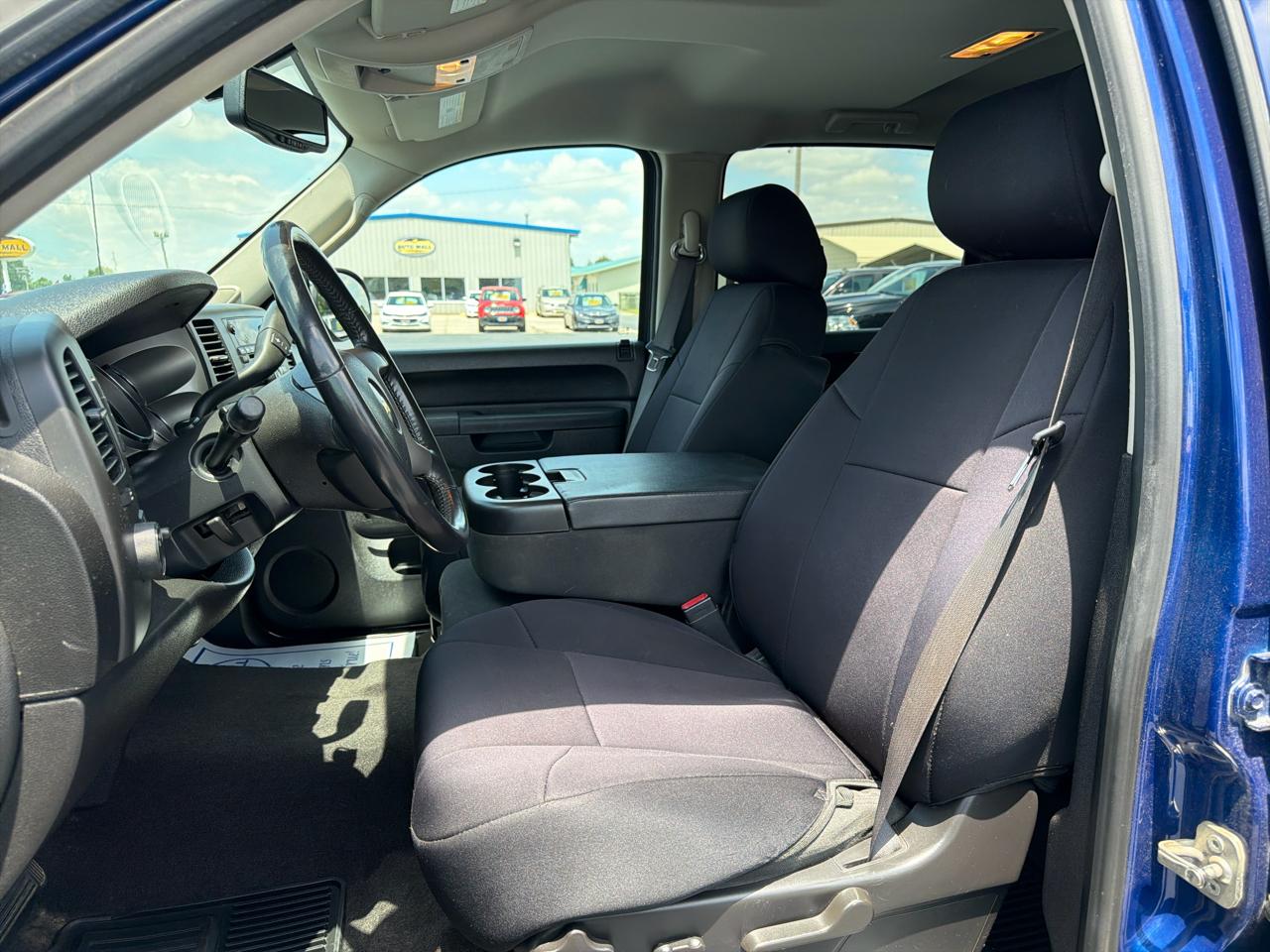 Chevrolet Silverado 1500 4WD Crew Cab 143.5" LT 2012