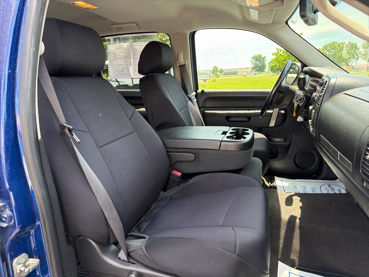 Chevrolet Silverado 1500 4WD Crew Cab 143.5" LT 2012