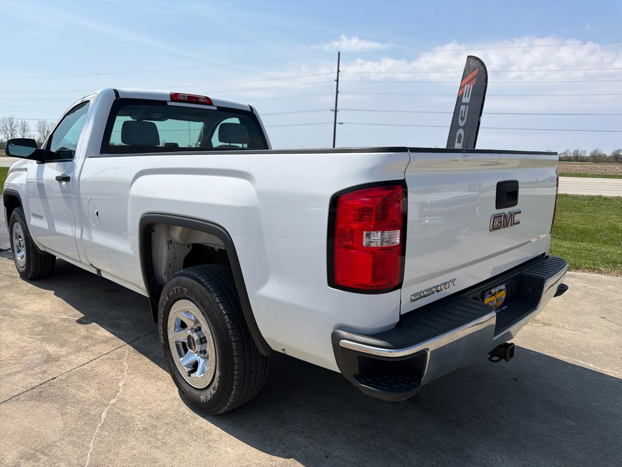 GMC Sierra 1500 2WD Reg Cab 133.0" 2017