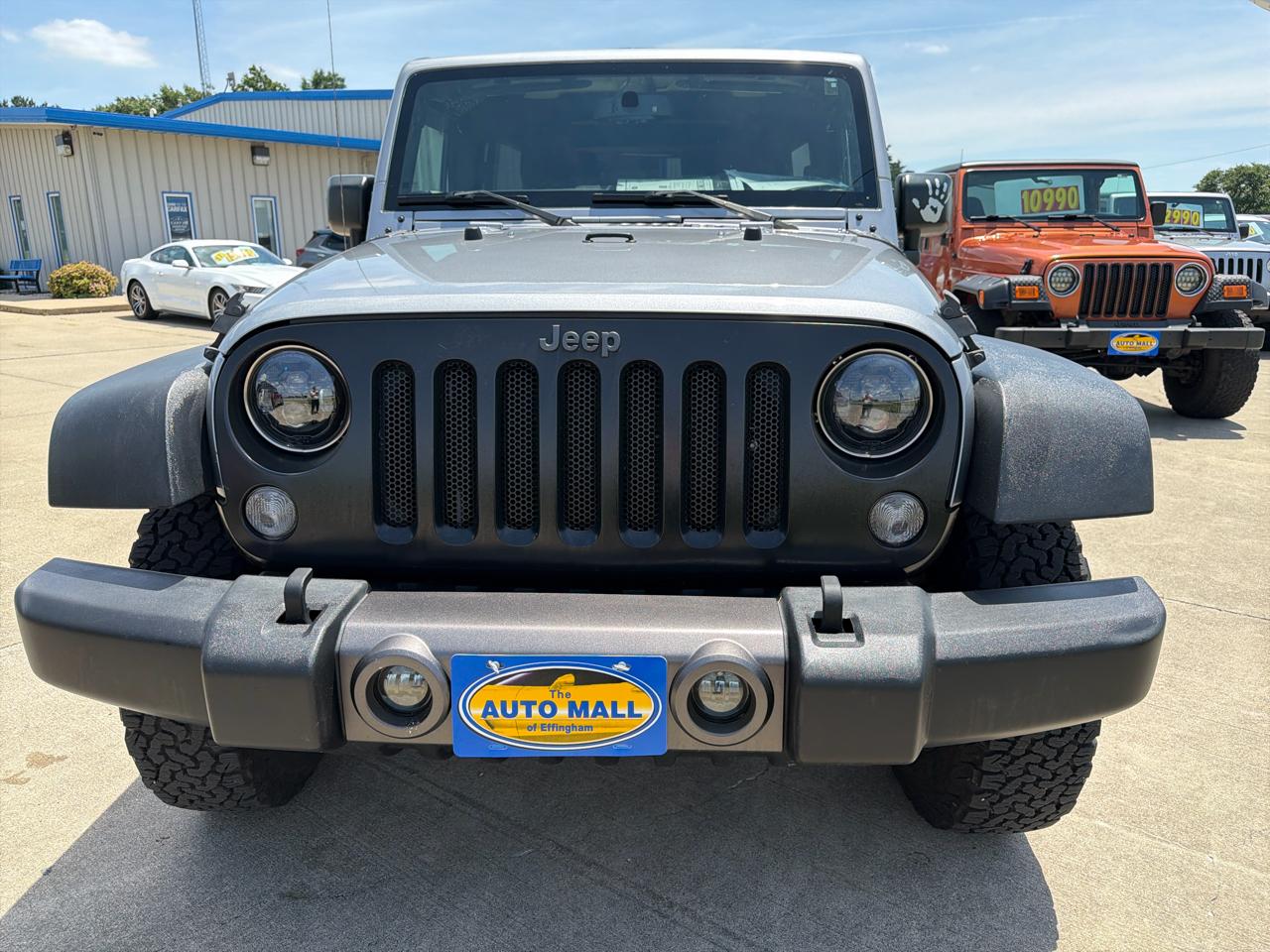 Jeep Wrangler Unlimited 4WD 4dr Black Bear *Ltd Avail* 2016