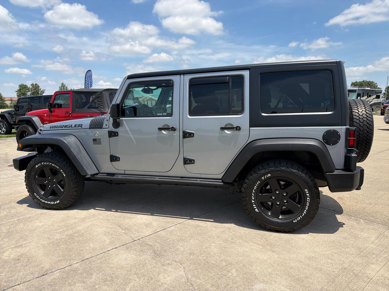 Jeep Wrangler Unlimited 4WD 4dr Black Bear *Ltd Avail* 2016