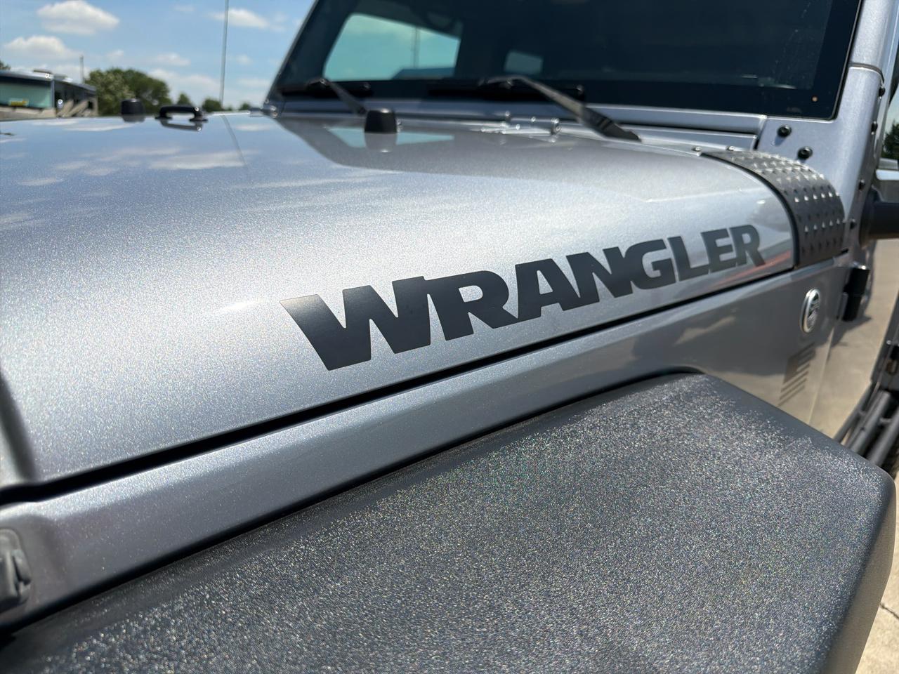 Jeep Wrangler Unlimited 4WD 4dr Black Bear *Ltd Avail* 2016