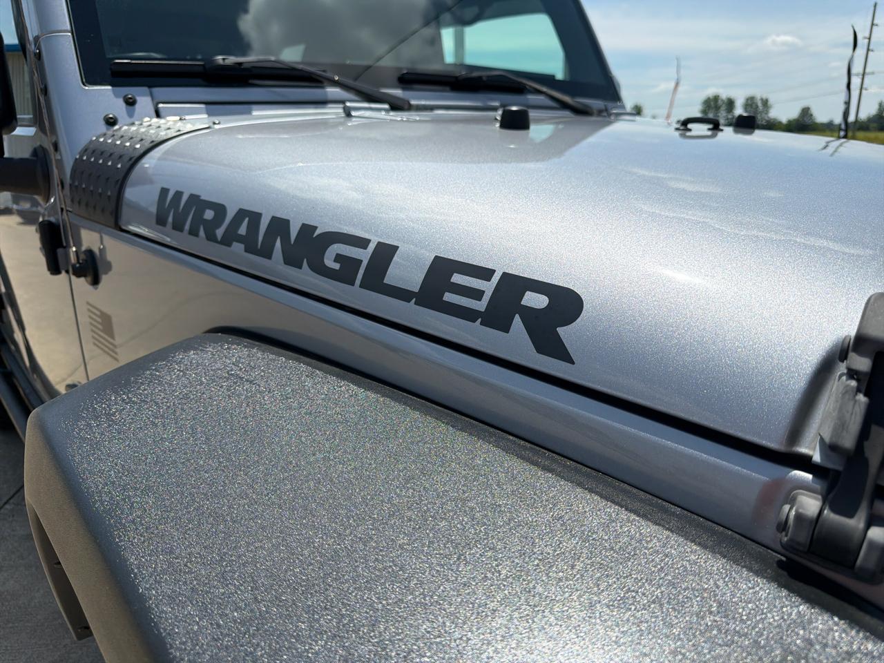 Jeep Wrangler Unlimited 4WD 4dr Black Bear *Ltd Avail* 2016