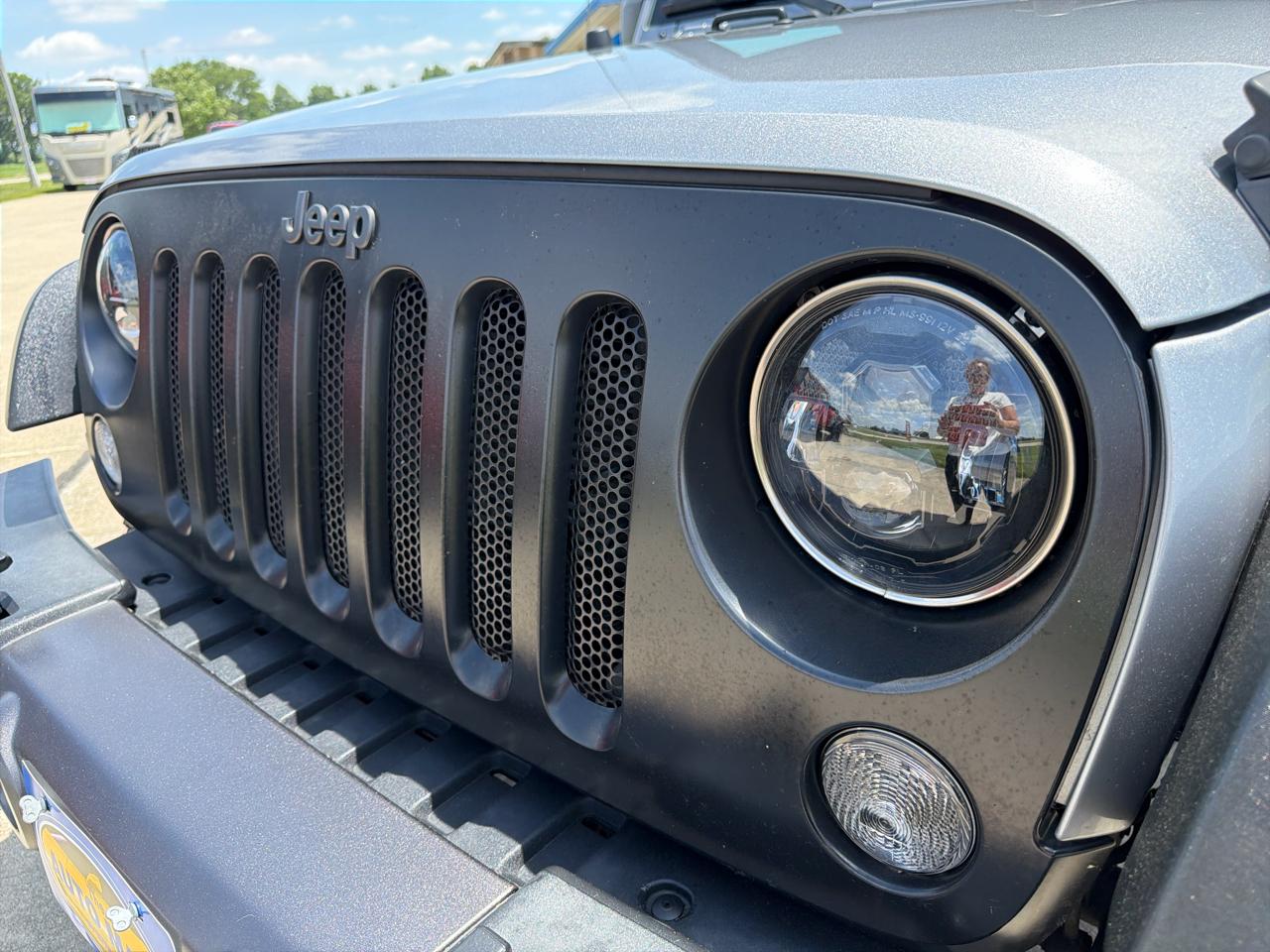 Jeep Wrangler Unlimited 4WD 4dr Black Bear *Ltd Avail* 2016