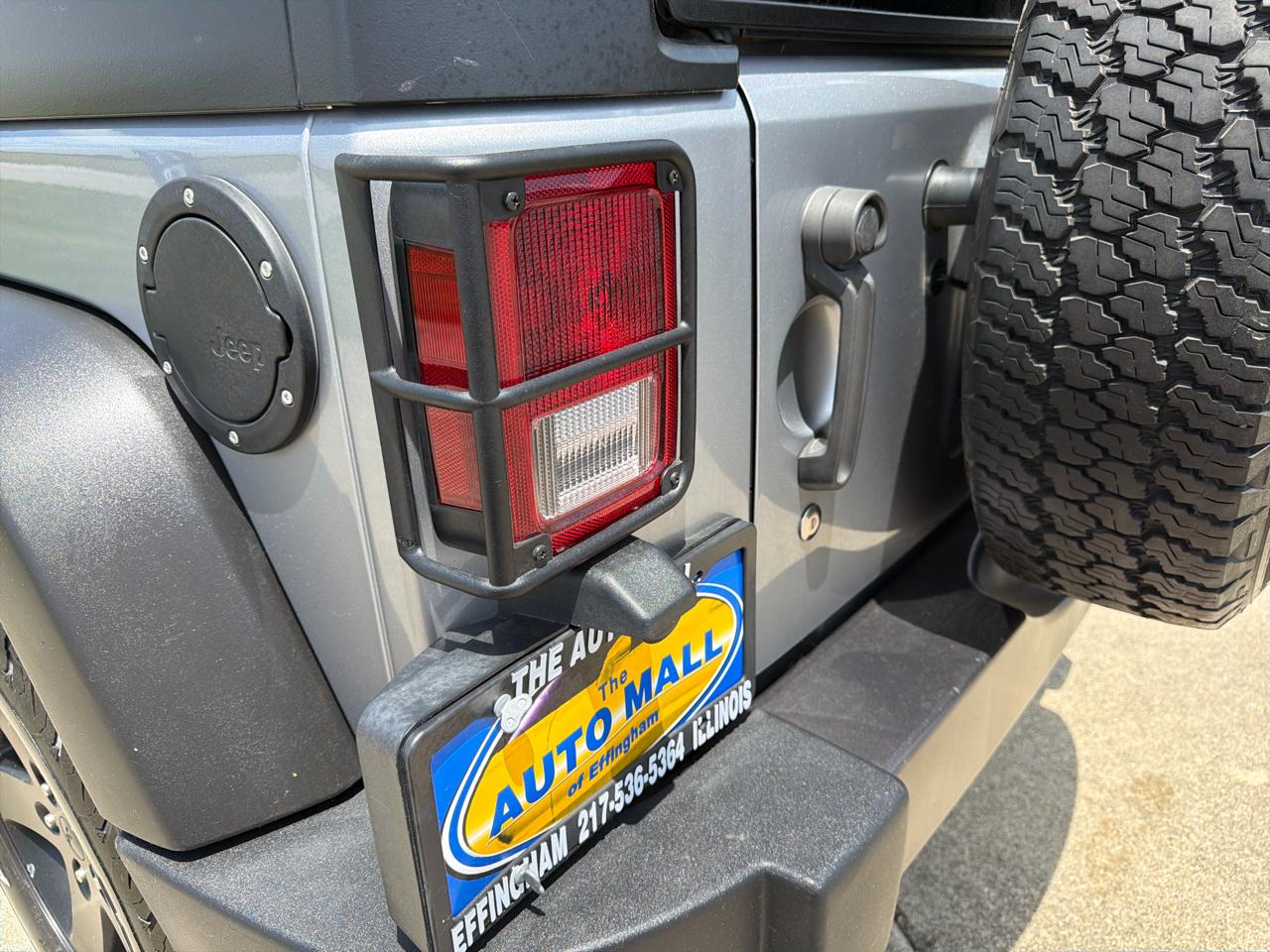 Jeep Wrangler Unlimited 4WD 4dr Black Bear *Ltd Avail* 2016