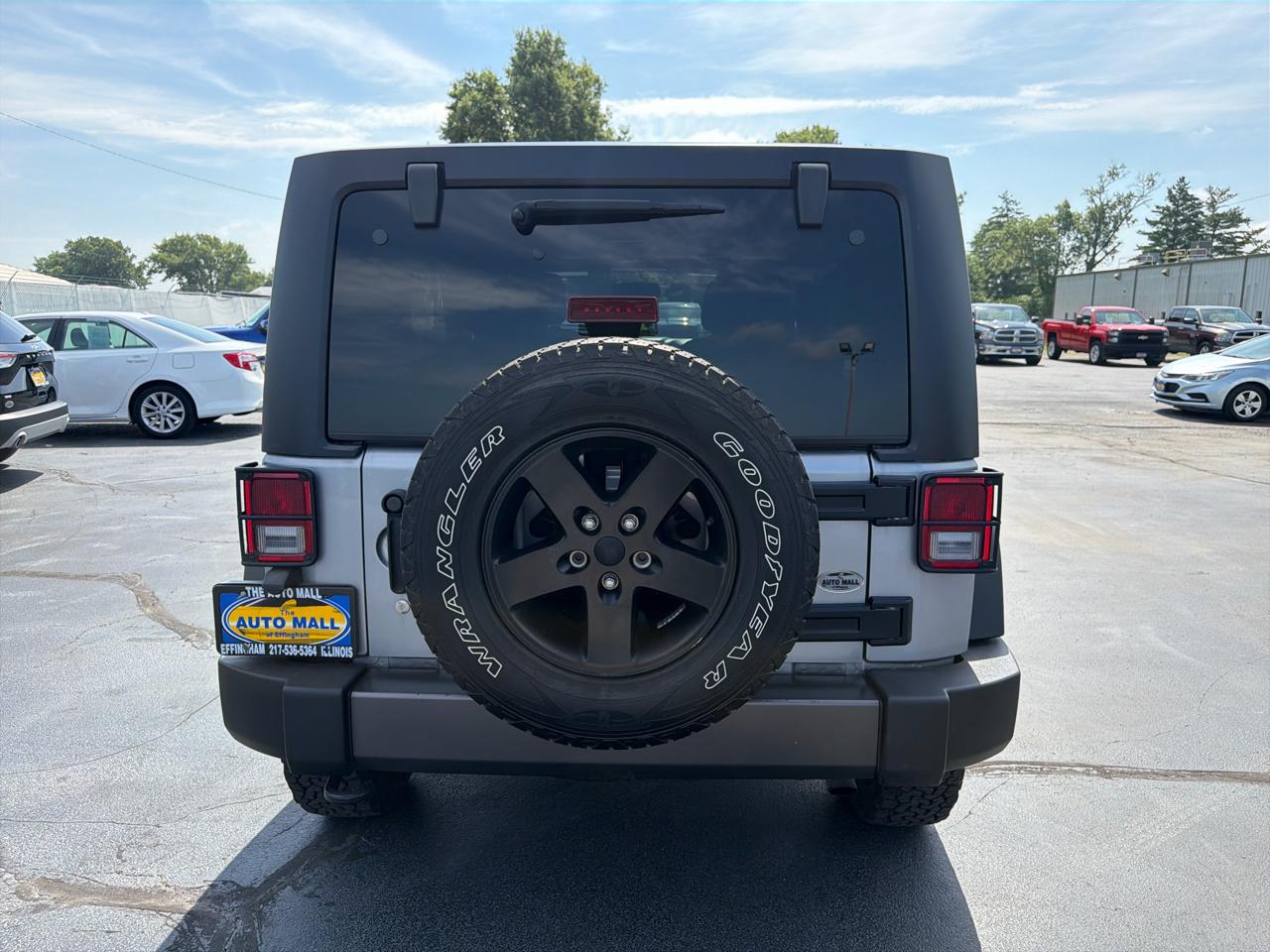 Jeep Wrangler Unlimited 4WD 4dr Black Bear *Ltd Avail* 2016