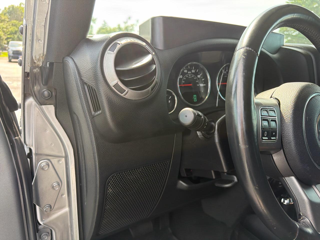 Jeep Wrangler Unlimited 4WD 4dr Black Bear *Ltd Avail* 2016