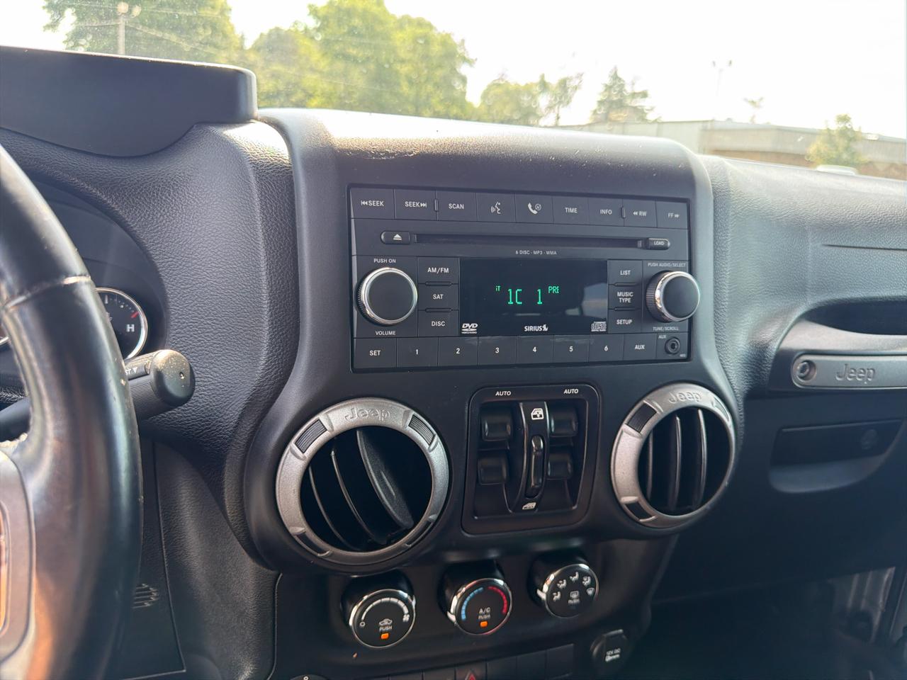 Jeep Wrangler Unlimited 4WD 4dr Black Bear *Ltd Avail* 2016