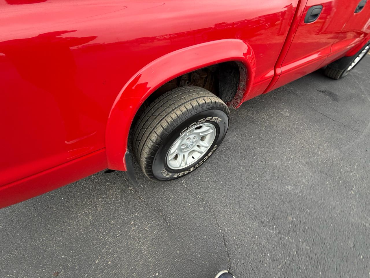 Dodge Dakota Quad Cab 131" WB 4WD SLT 2002