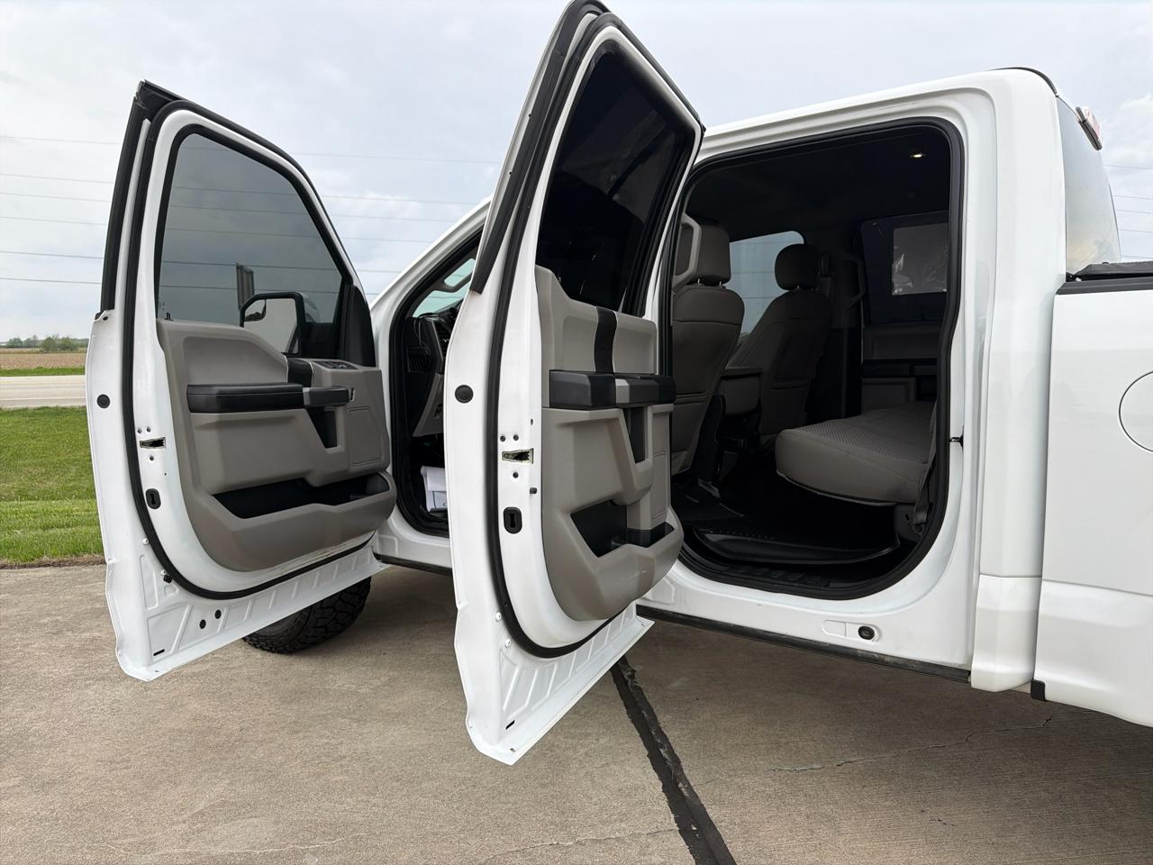 Ford F-150 SuperCrew 4WD 2018