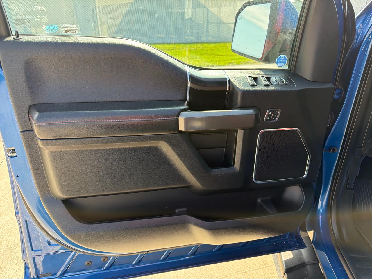 Ford F-150 Lariat SuperCrew Short Box 4WD 2018