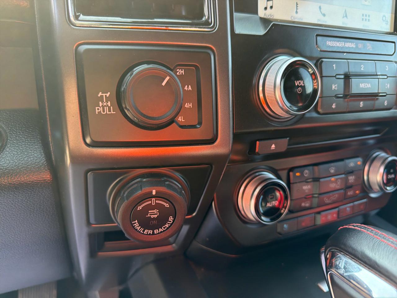 Ford F-150 Lariat SuperCrew Short Box 4WD 2018