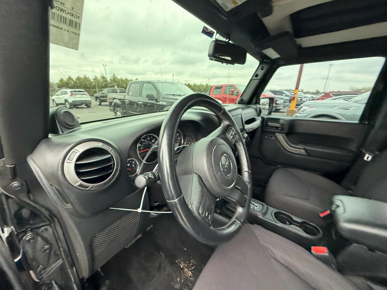 Jeep Wrangler Unlimited 4WD 4dr Sport 2013