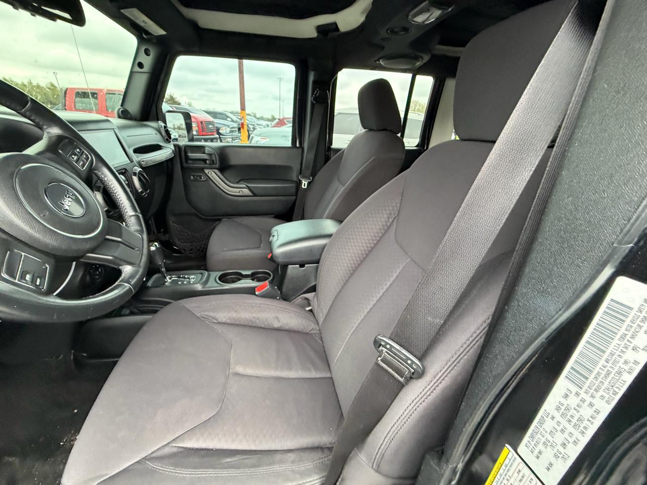 Jeep Wrangler Unlimited 4WD 4dr Sport 2013