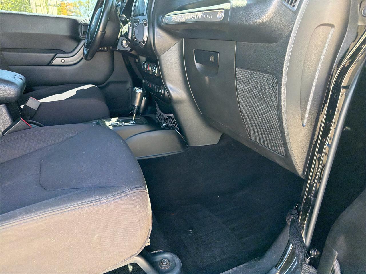 Jeep Wrangler Unlimited 4WD 4dr Sport 2013