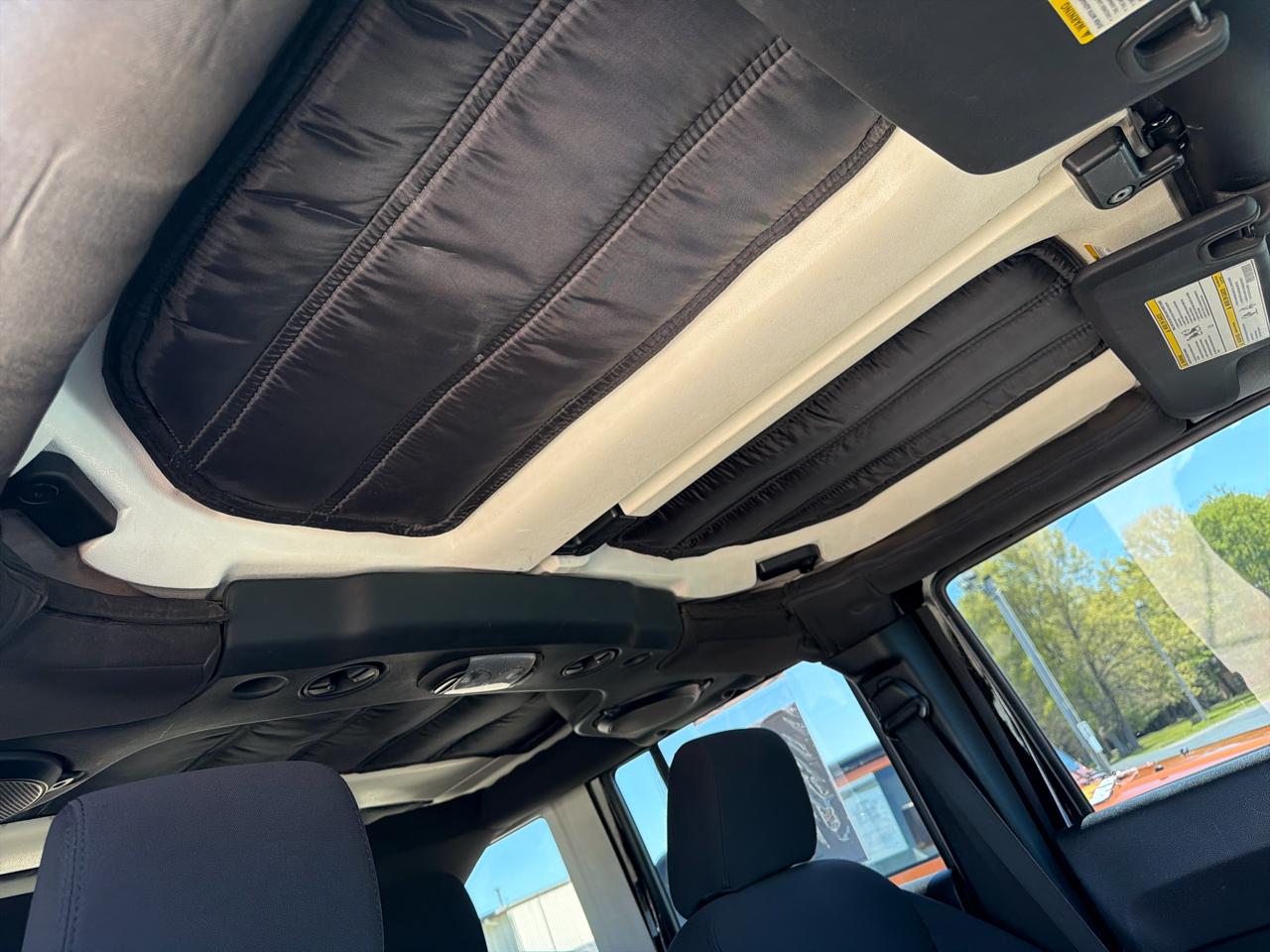 Jeep Wrangler Unlimited 4WD 4dr Sport 2013