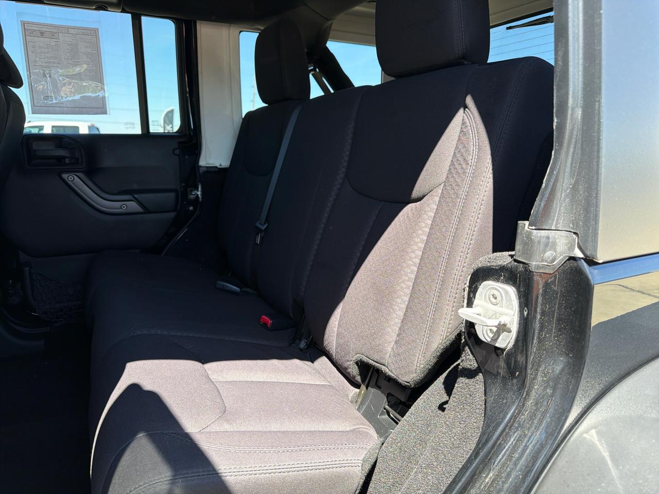 Jeep Wrangler Unlimited 4WD 4dr Sport 2013