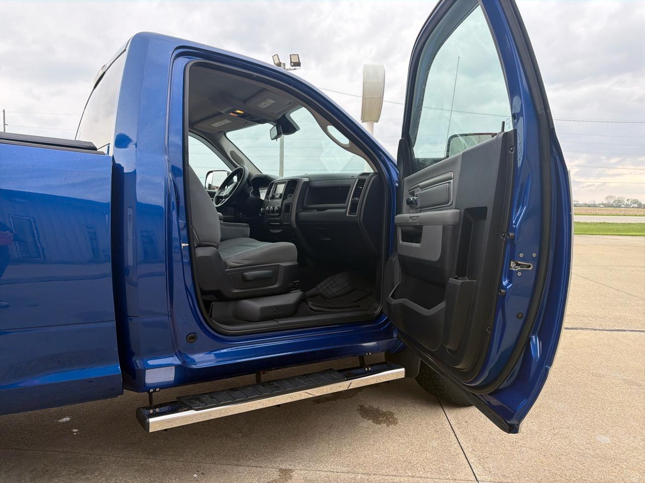 RAM 1500 4WD Reg Cab 120.5" Express 2014