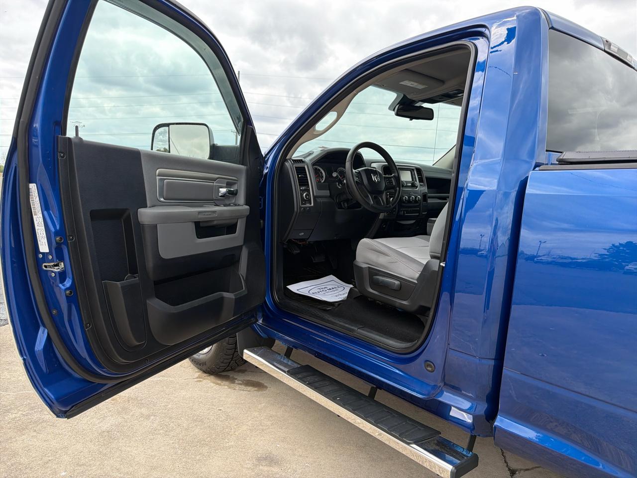 RAM 1500 4WD Reg Cab 120.5" Express 2014