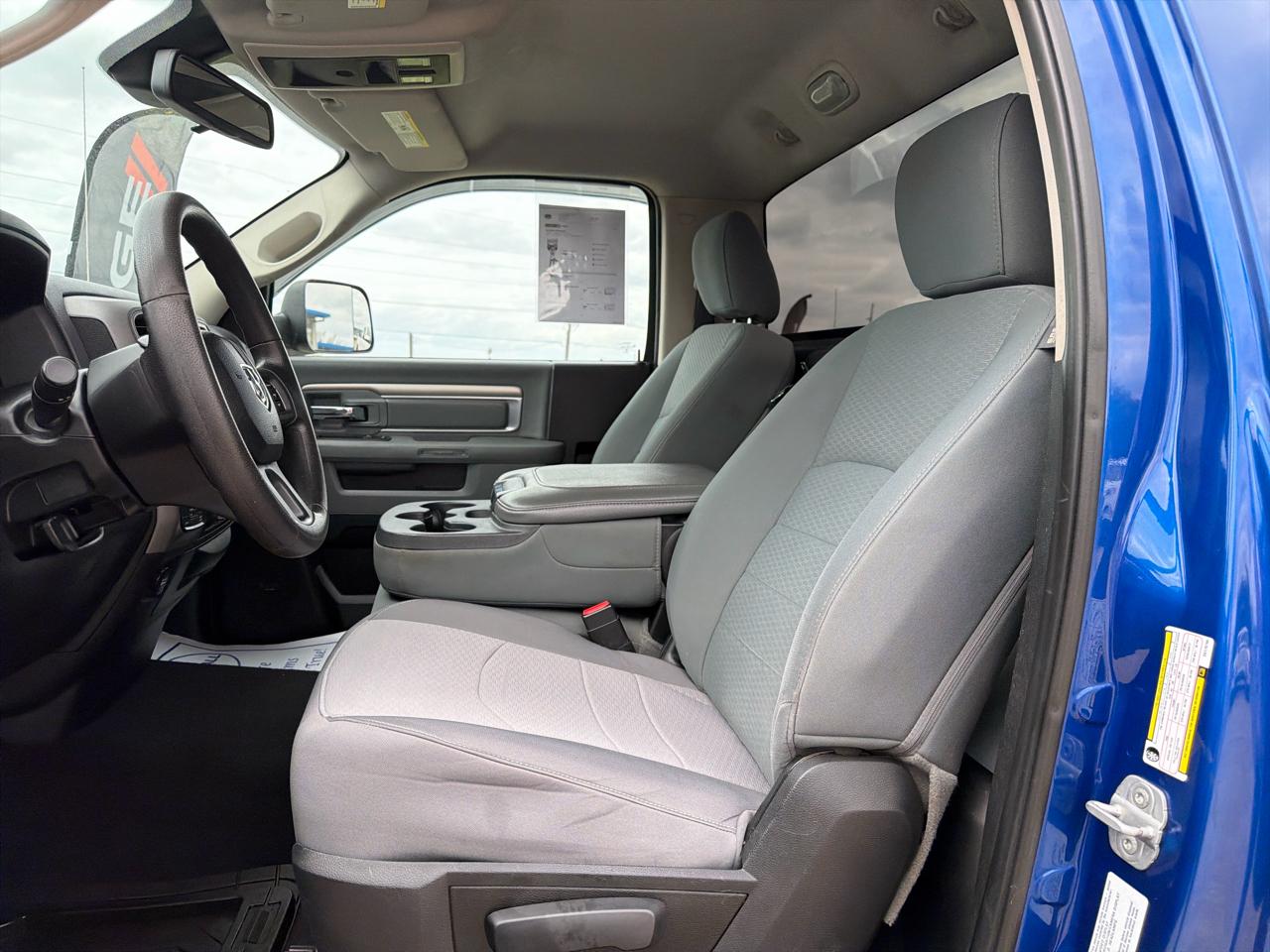 RAM 1500 4WD Reg Cab 120.5" Express 2014