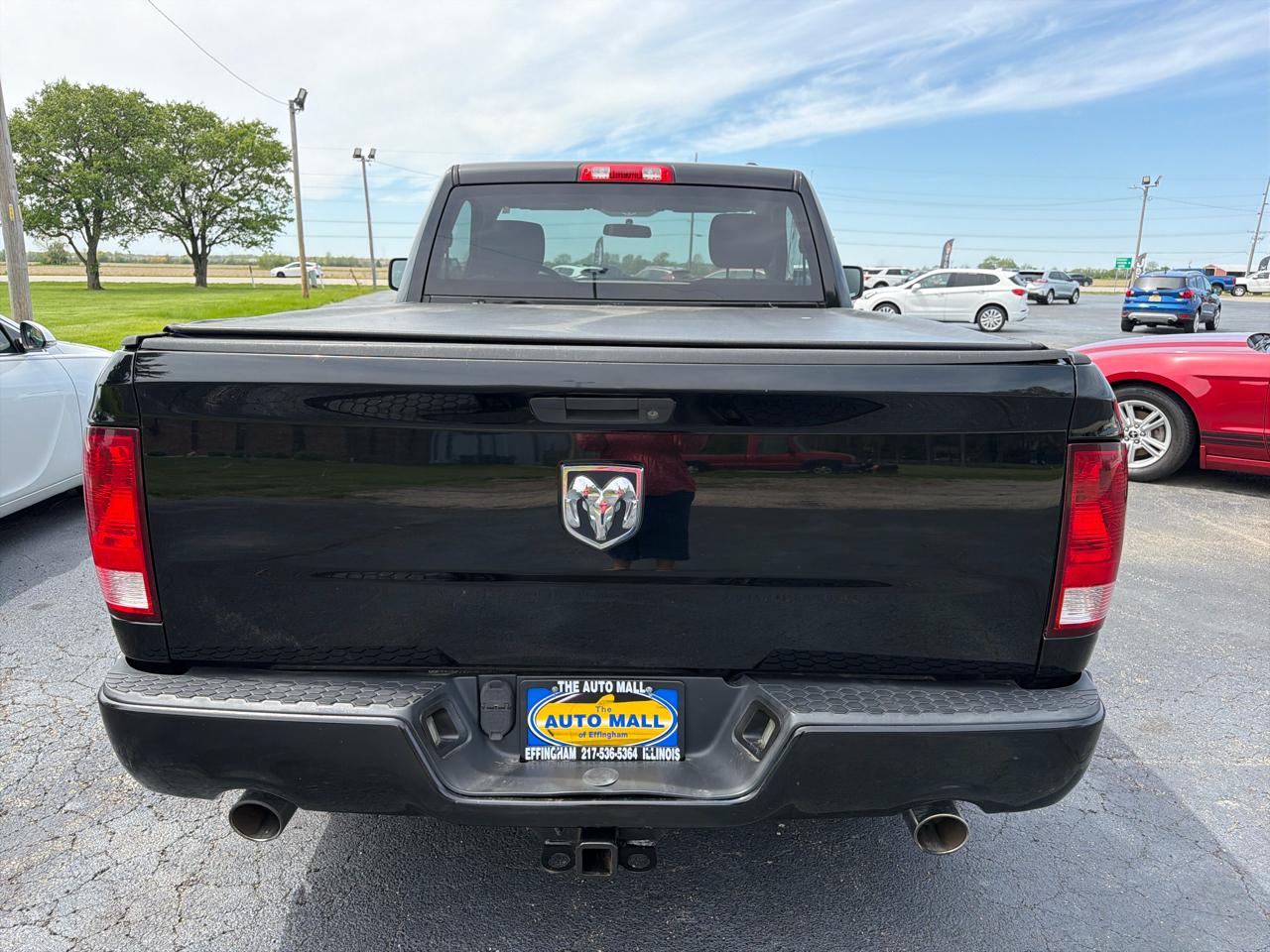 RAM 1500 2WD Reg Cab 120.5" Express 2012