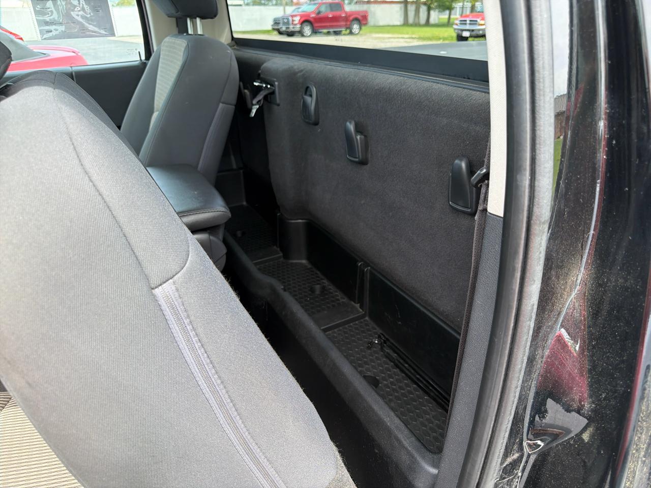 RAM 1500 2WD Reg Cab 120.5" Express 2012