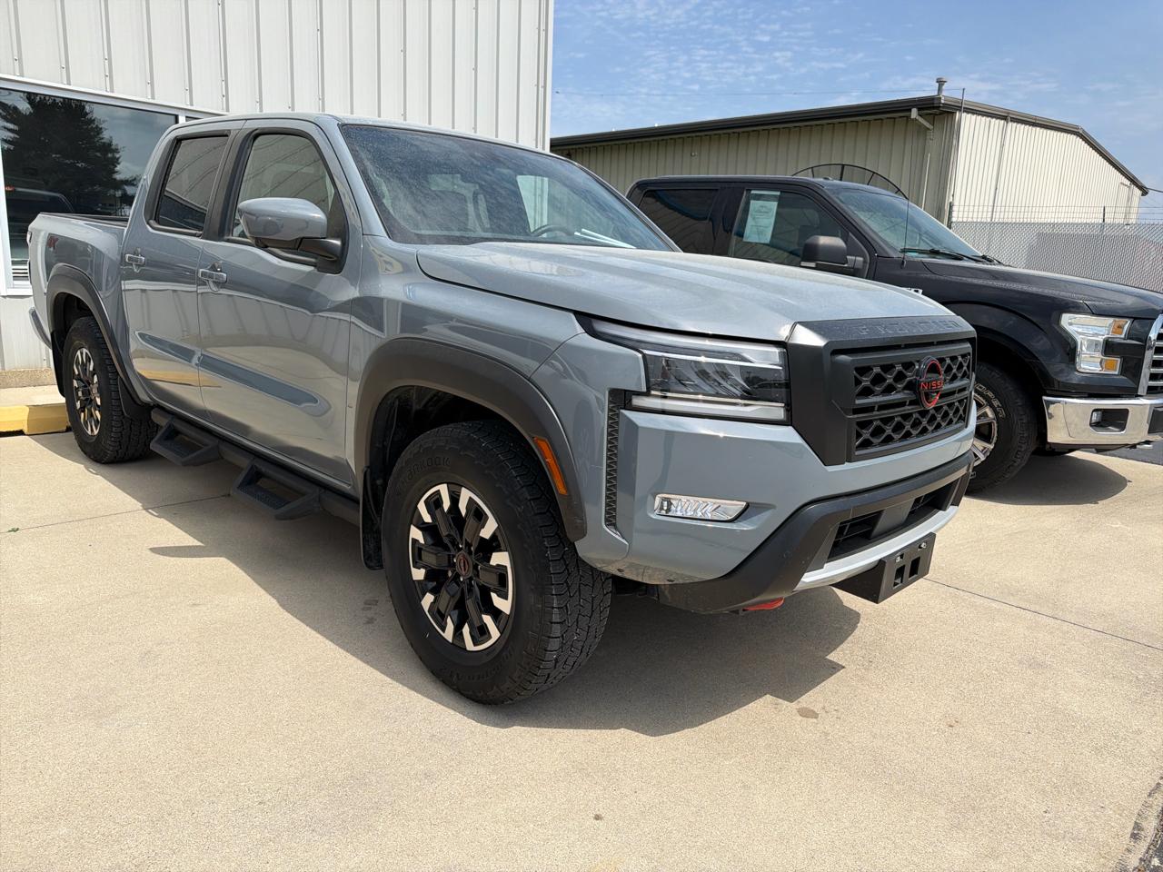 Nissan Frontier Crew Cab 4x4 PRO-4X 2024