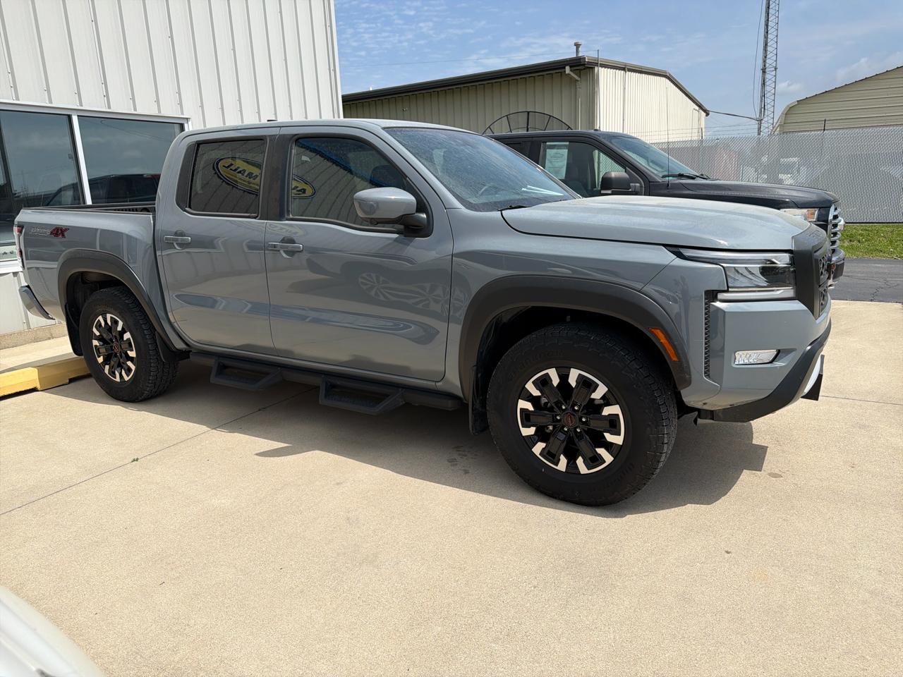 Nissan Frontier Crew Cab 4x4 PRO-4X 2024