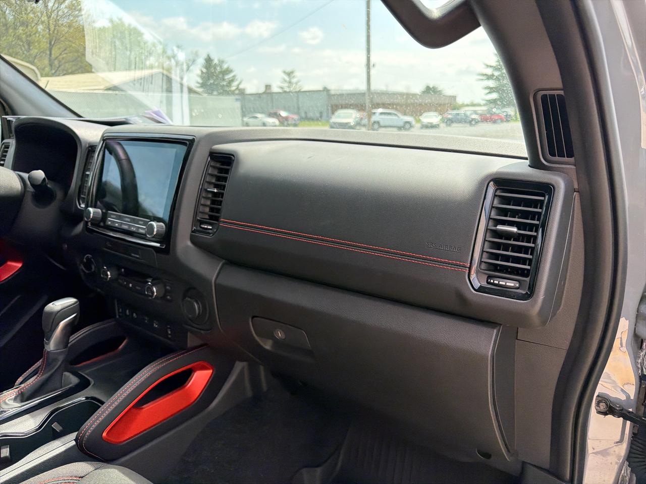 Nissan Frontier Crew Cab 4x4 PRO-4X 2024