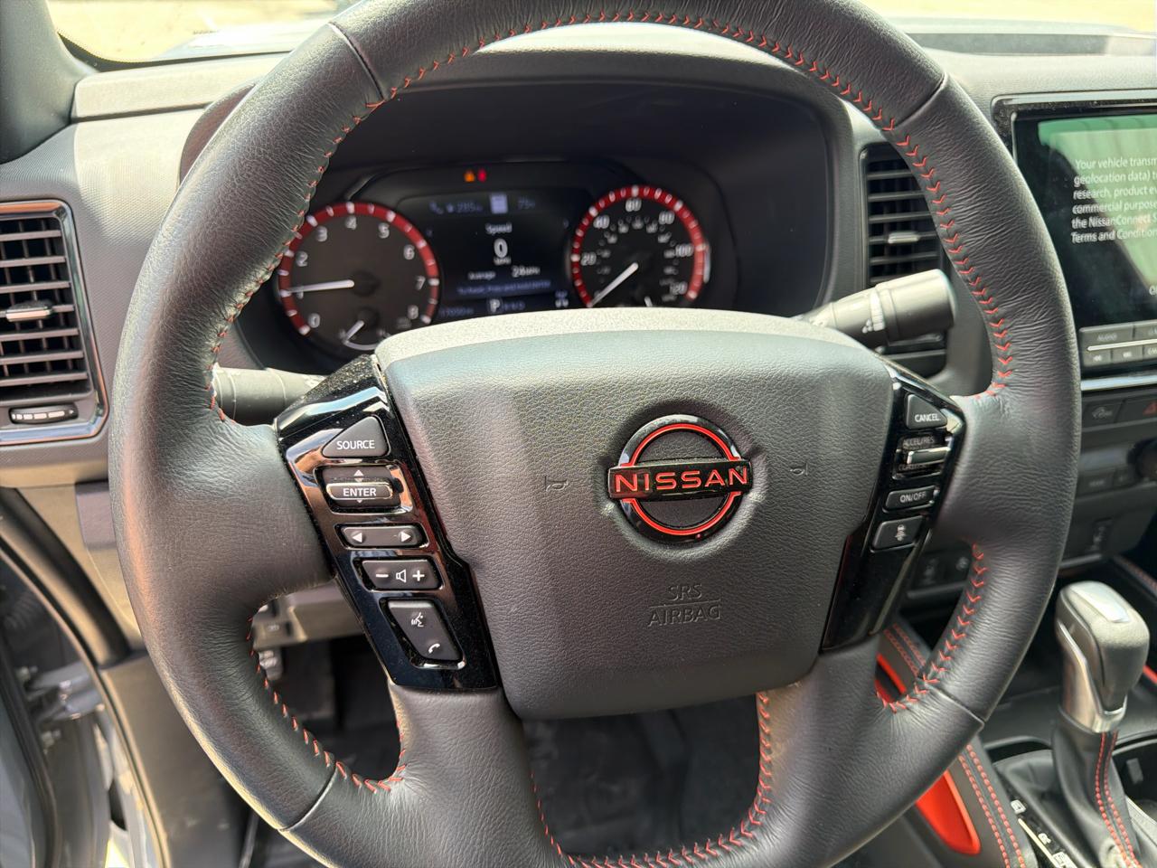 Nissan Frontier Crew Cab 4x4 PRO-4X 2024