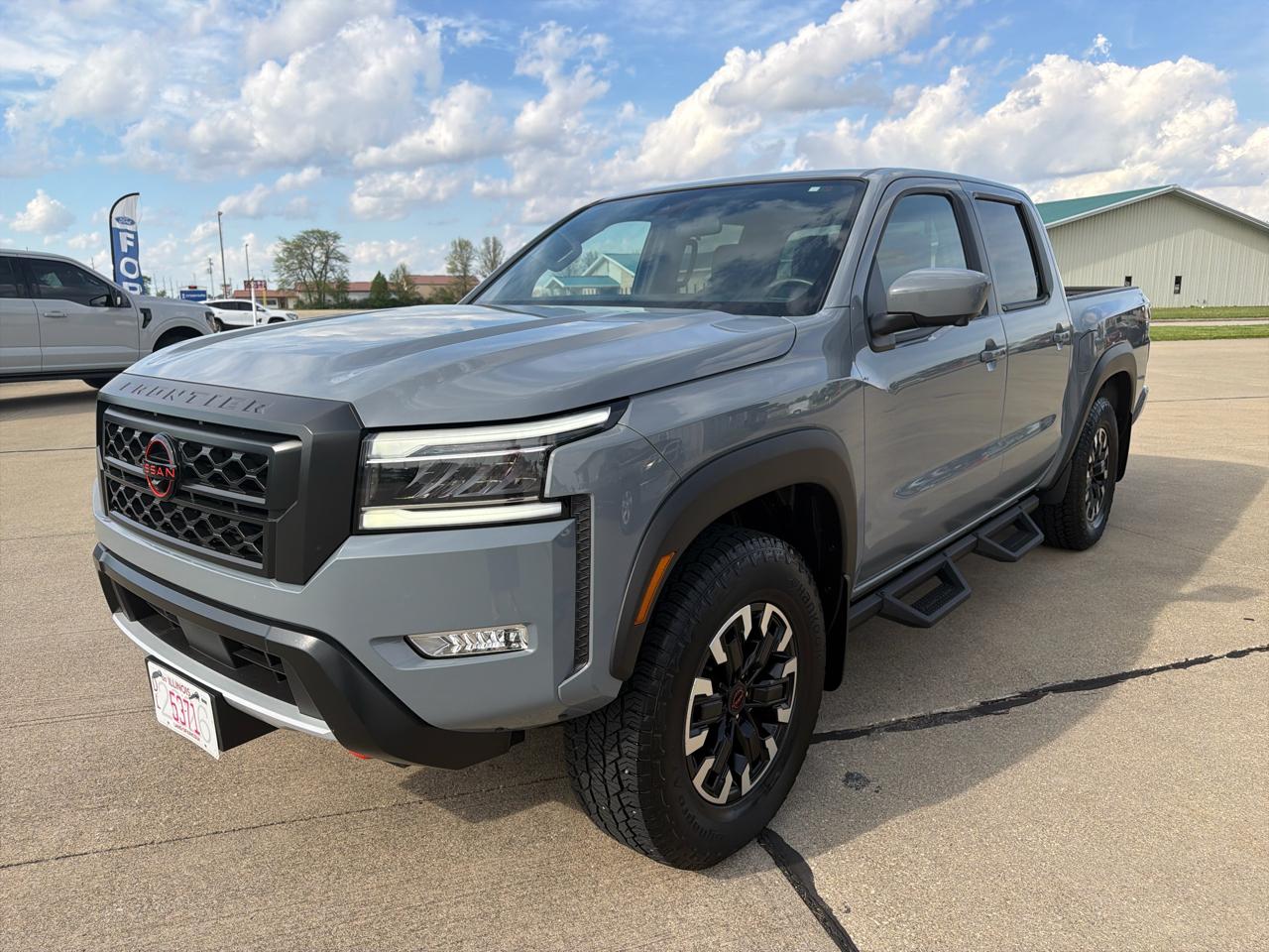 Nissan Frontier Crew Cab 4x4 PRO-4X 2024