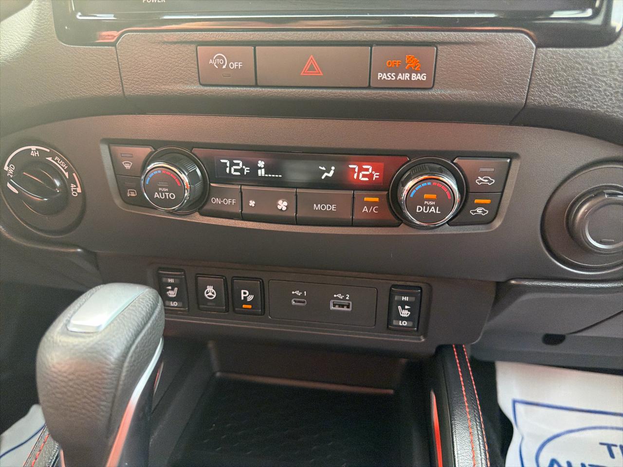 Nissan Frontier Crew Cab 4x4 PRO-4X 2024