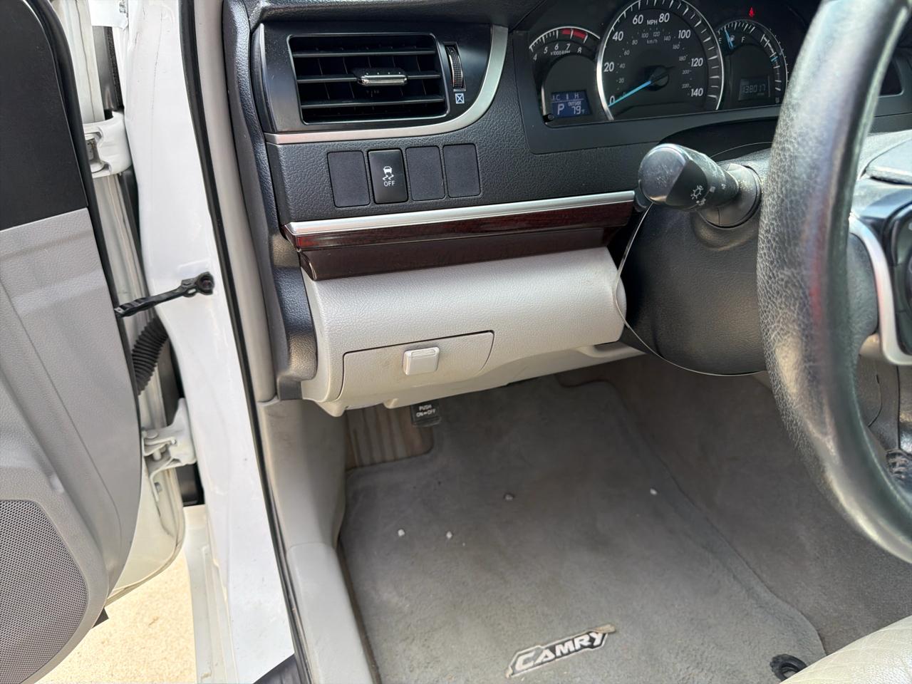 Toyota Camry 4dr Sdn I4 Auto SE Sport Limited Edition (Natl) 2012