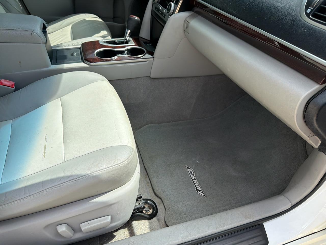 Toyota Camry 4dr Sdn I4 Auto SE Sport Limited Edition (Natl) 2012